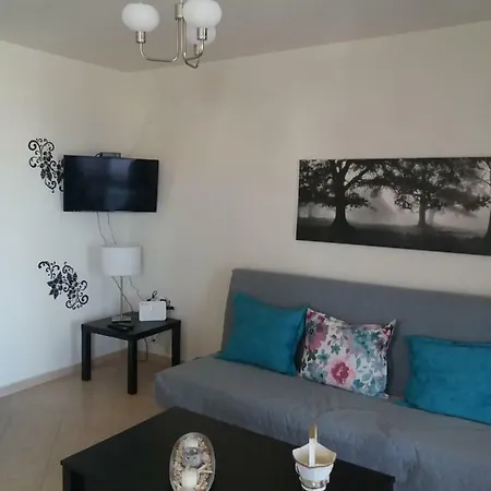 Themis Apartment *
