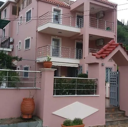 Themis Appartement *