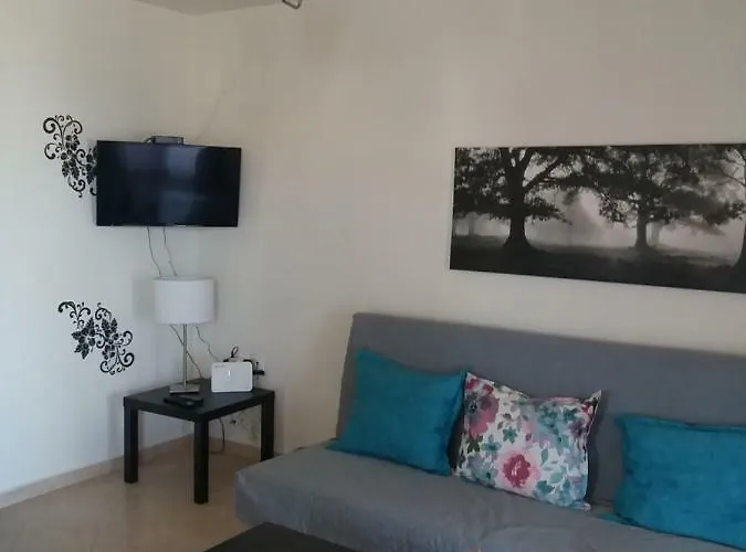 Themis Appartement *